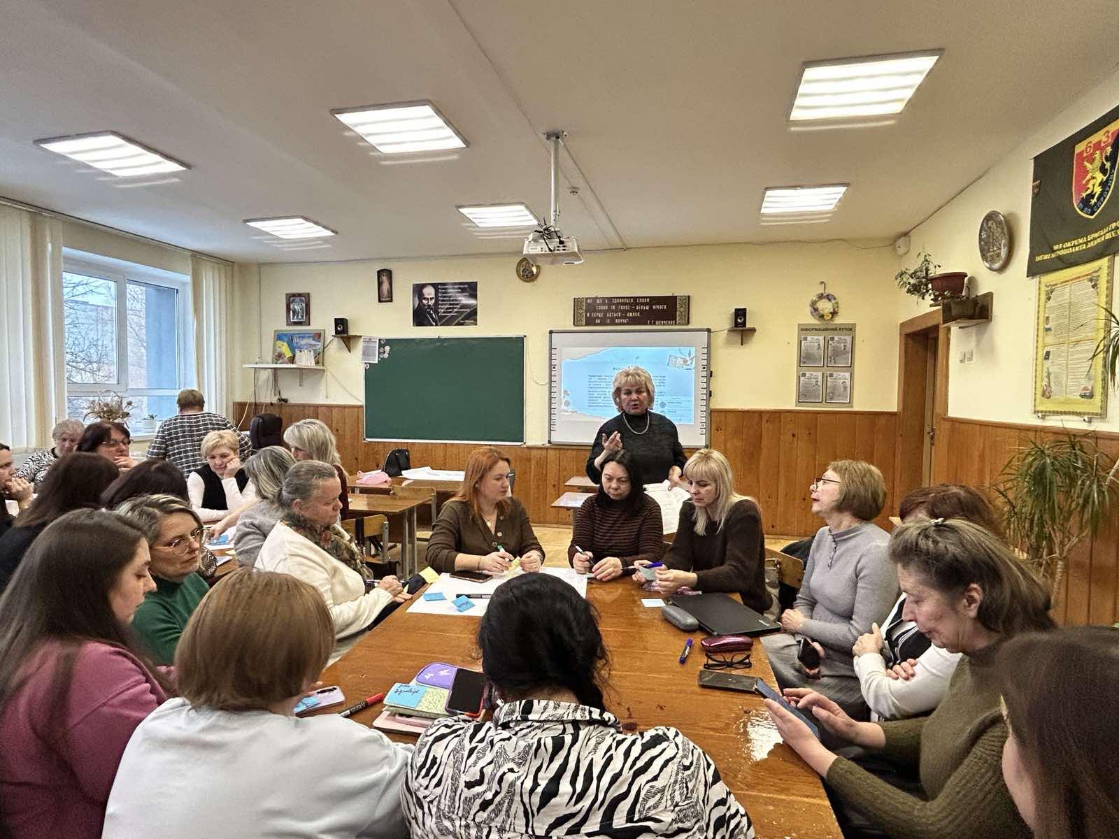 Навчання для вчителів мовно-літературної галузі Трускавецької ТГ 5 639401294 938179525397533 6237666198375202521 n